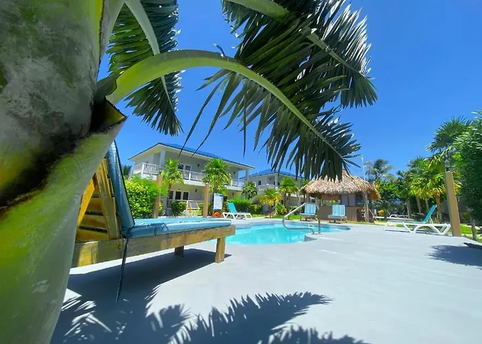 Sapphire Apartahotel San Pedro (Ambergris Caye)